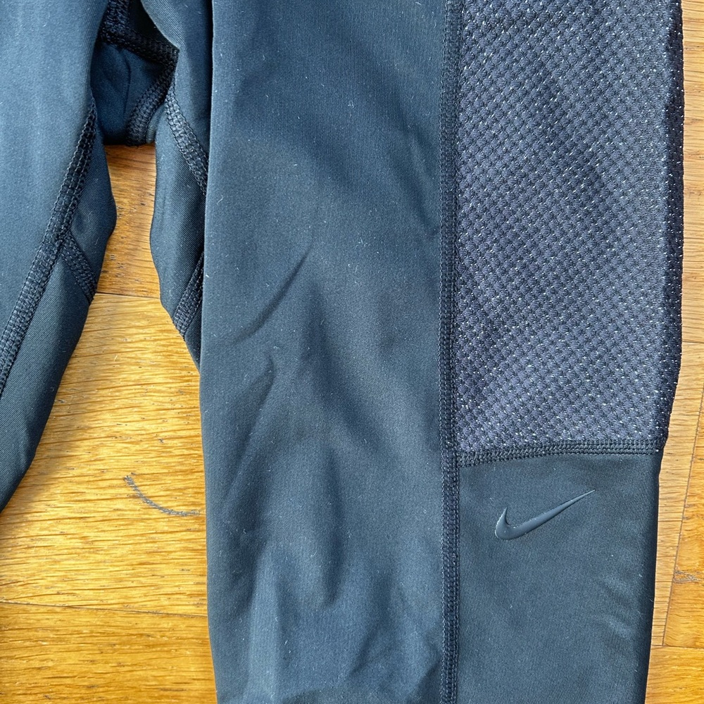 Nike Leggings - Picture 3 of 5